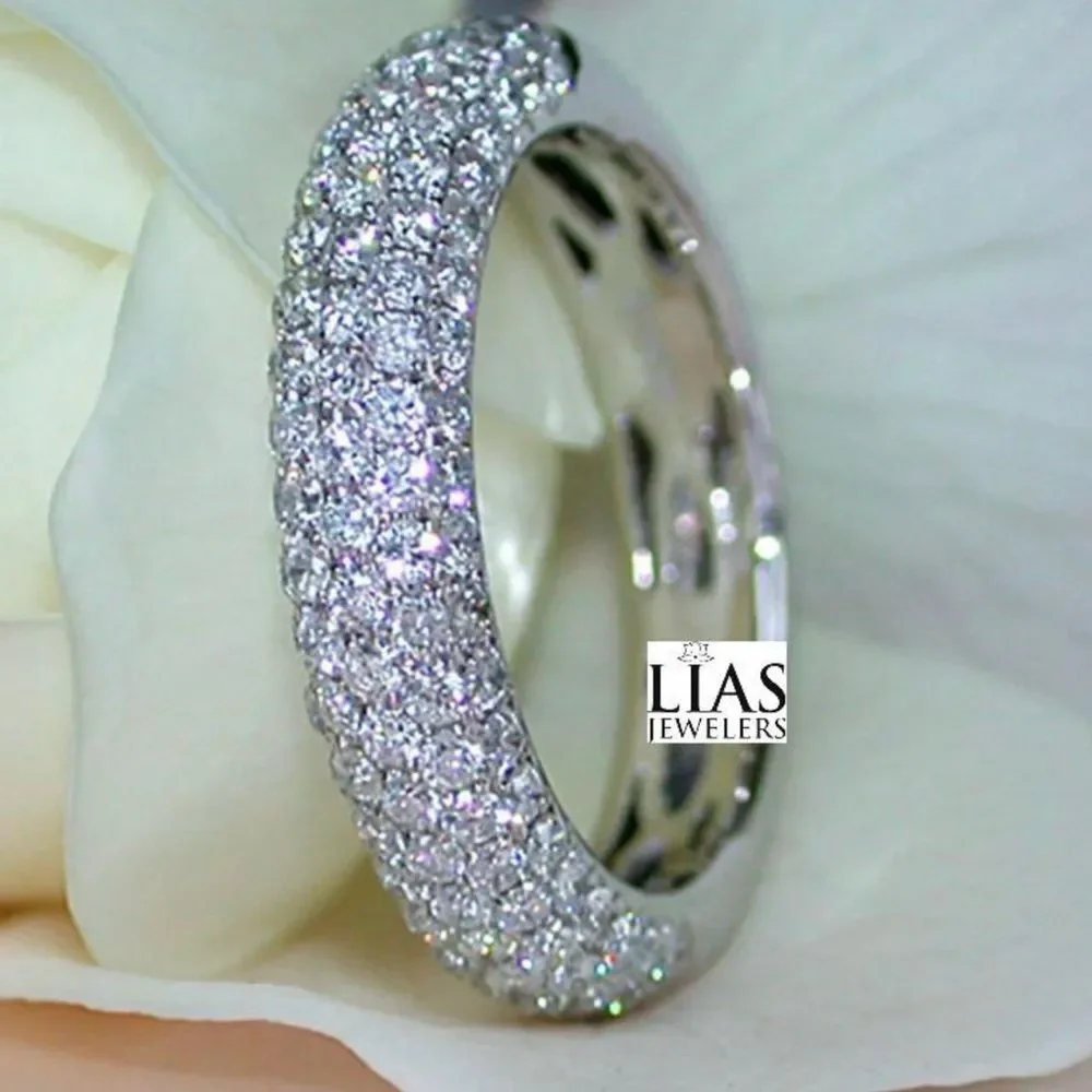 New 18k white gold wedding ring